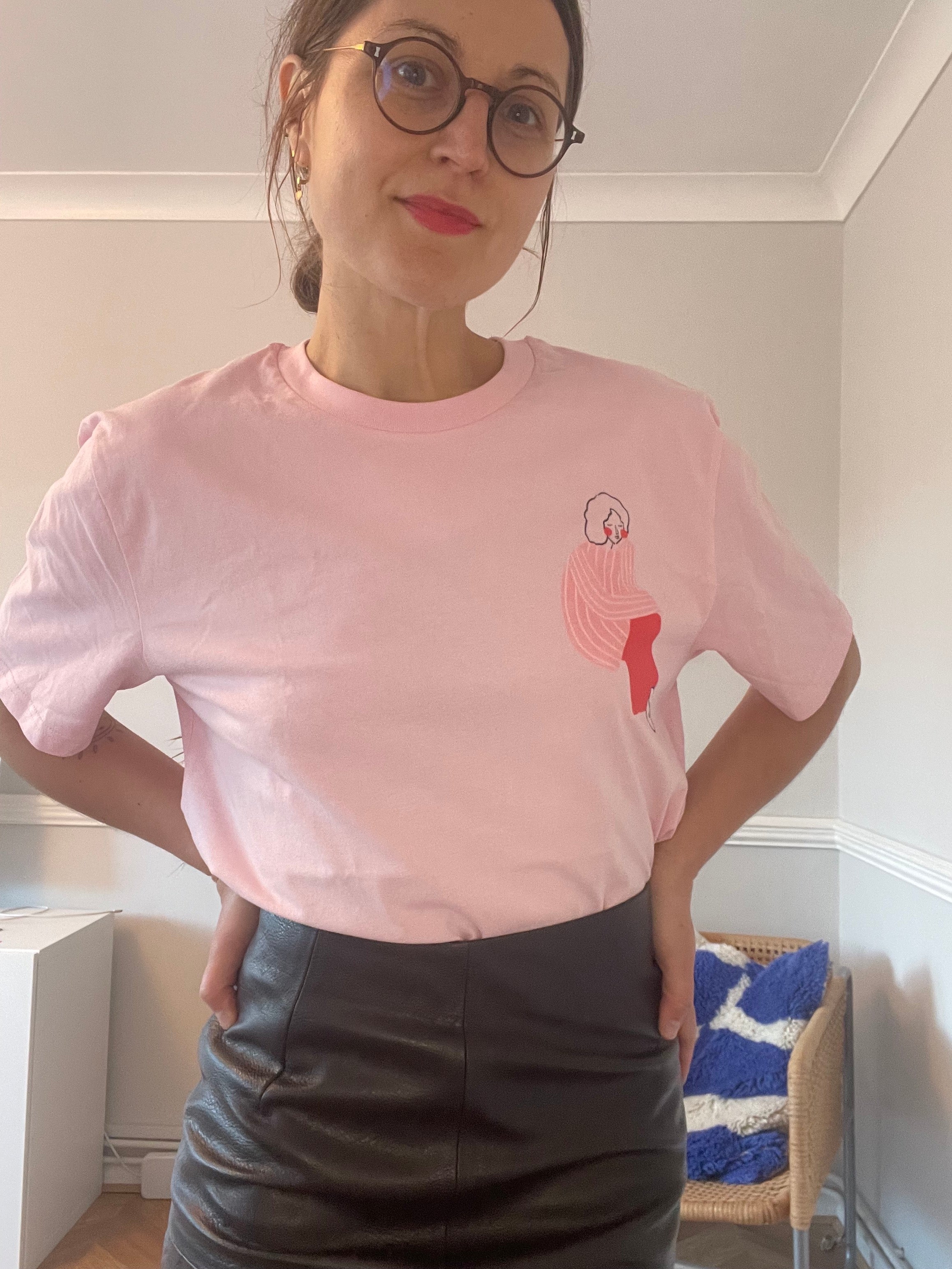 T-SHIRT PINK AND RED LINE LADY